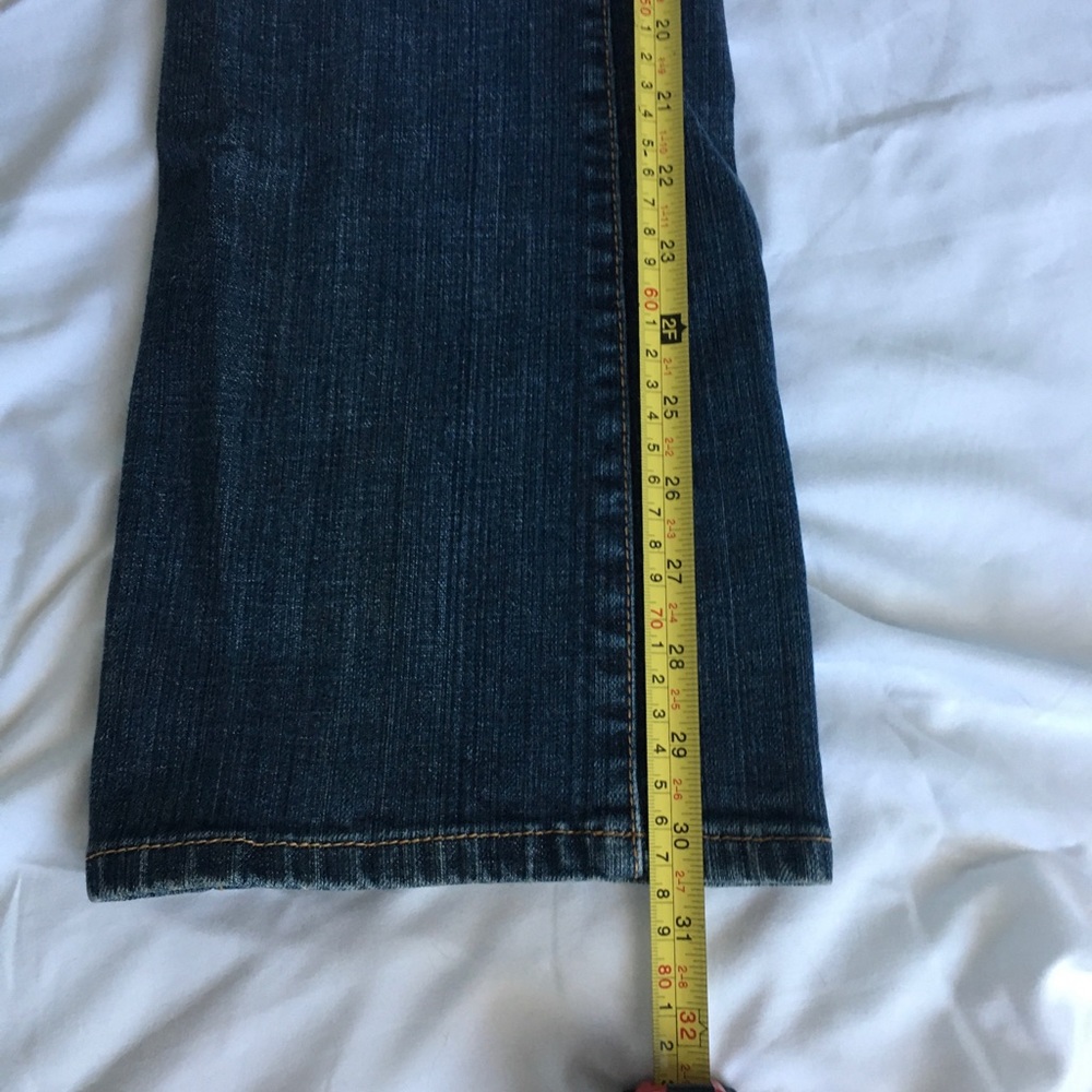 Eleven by Venus Williams size 2, dark wash jeans with back snap pockets. - Picture 2 of 7